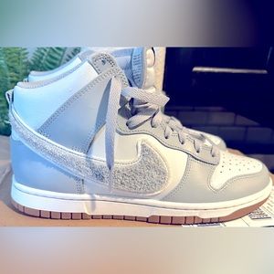 Nike University Dunks Silver, White with gum bottoms. Size 10